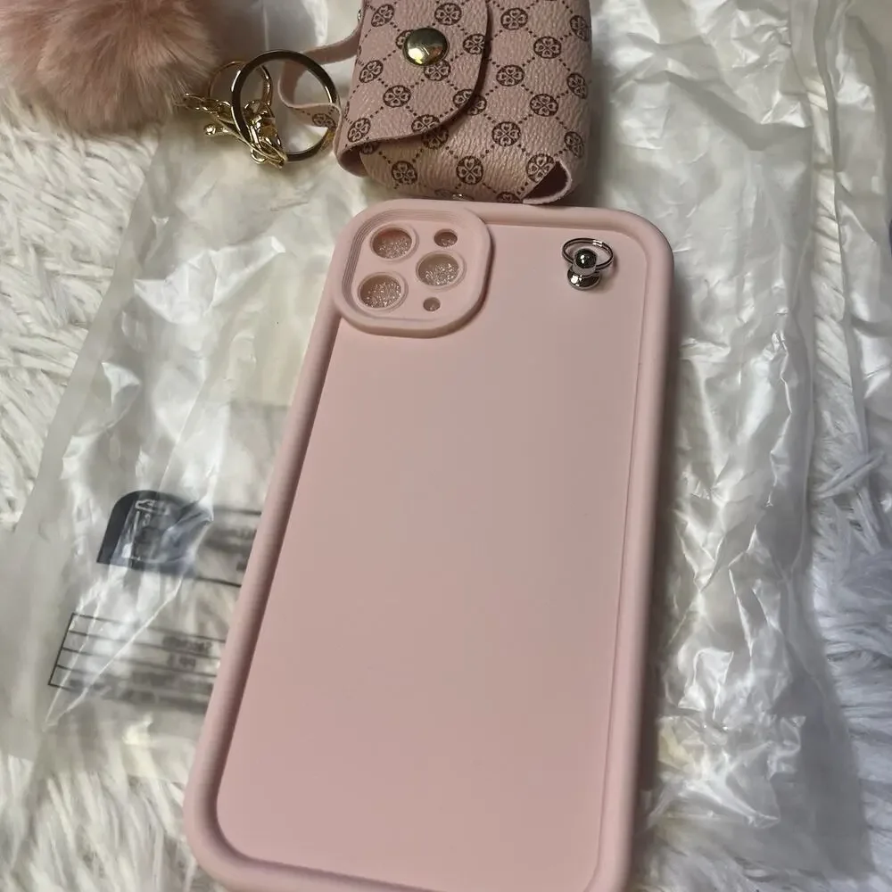 Lot Of 2 iPhone 15 Pro Max Plated Glitter Rhinestone Heart Hello Kit Phone Case